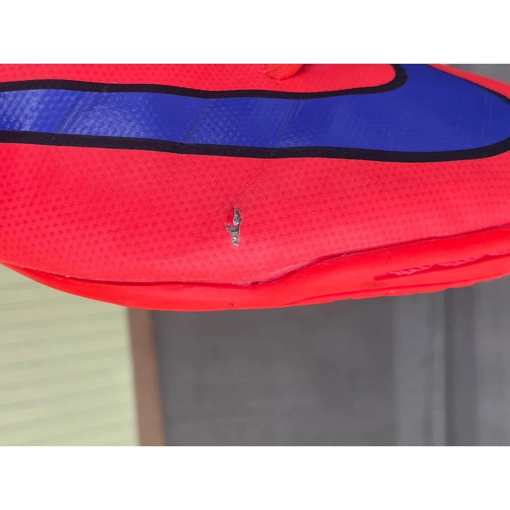 Nike Mercurial Victory Soccer Shoes Youth 5.5Y Bright Crimson Excellent